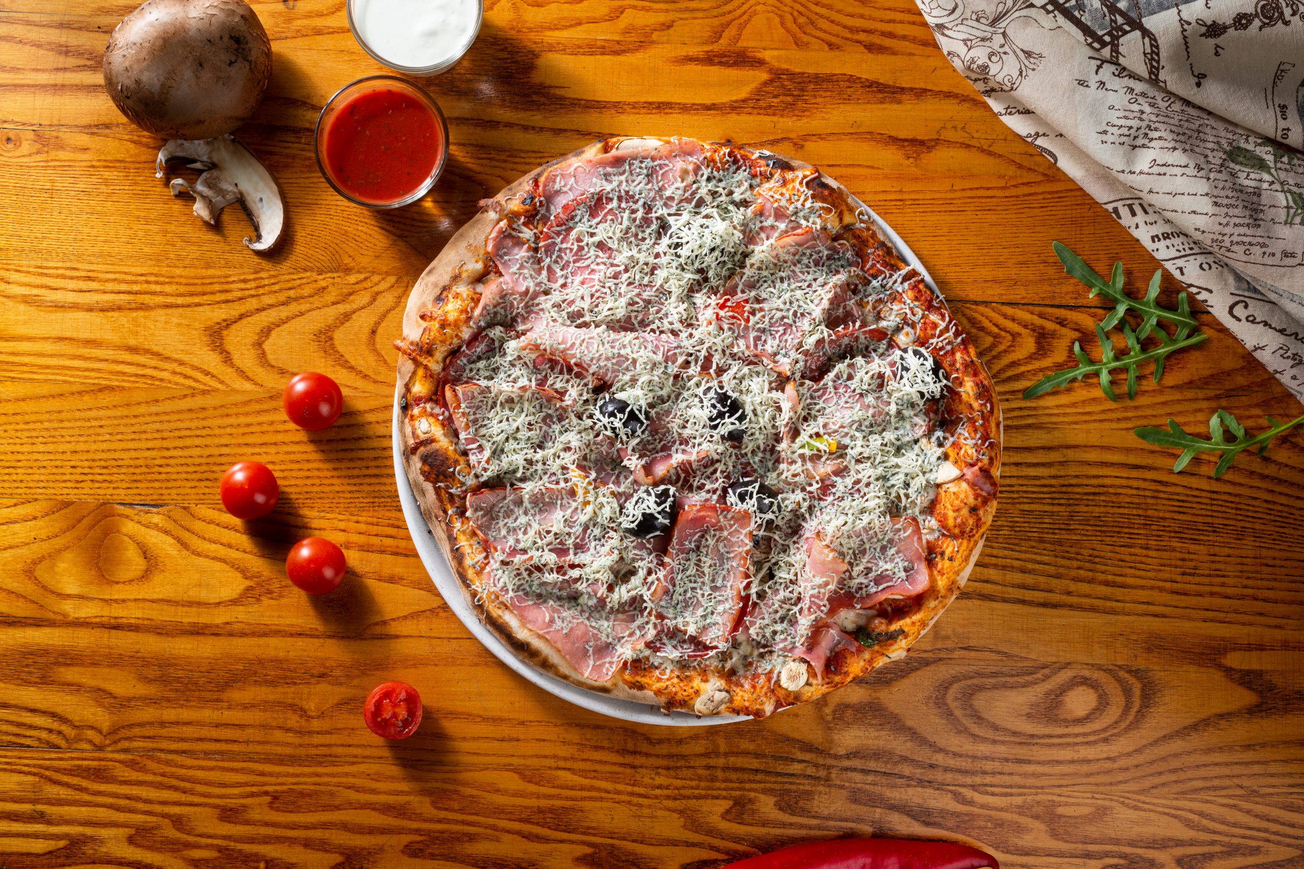 Pizza artizanală pe vatră în Sibiu - Restaurant Izi D'Oro